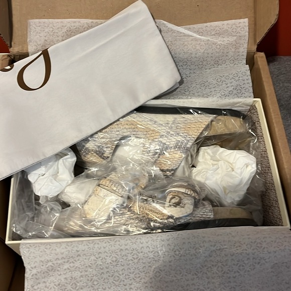 Worn Once M.GEMI SOLD OUT Matilde Slide Sandal Snake Print Sandstone sz 40 - Picture 5 of 6